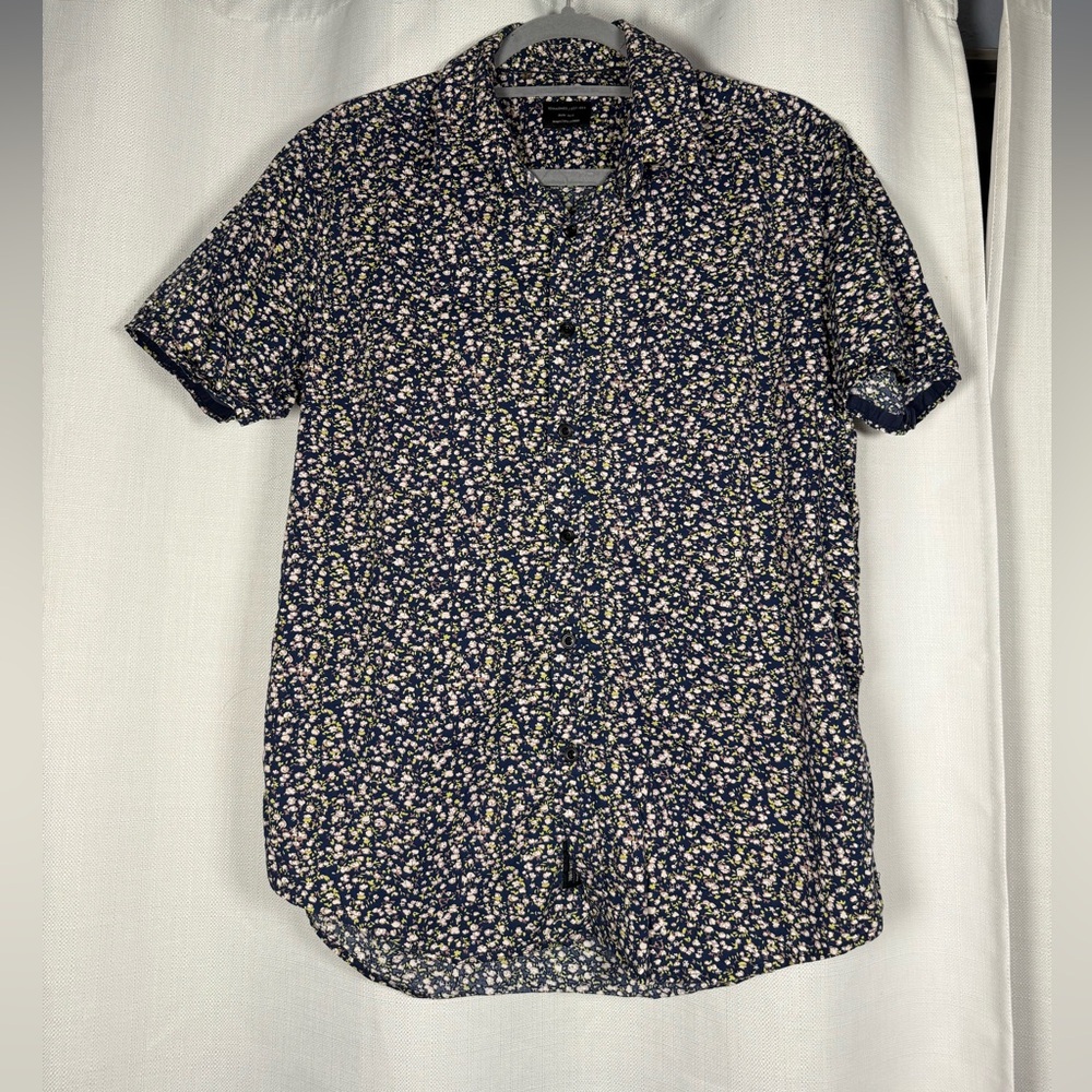 7 Diamond from Buckle Nightfall Stretch Button Up Shirt in Navy Floral - Picture 4 of 10